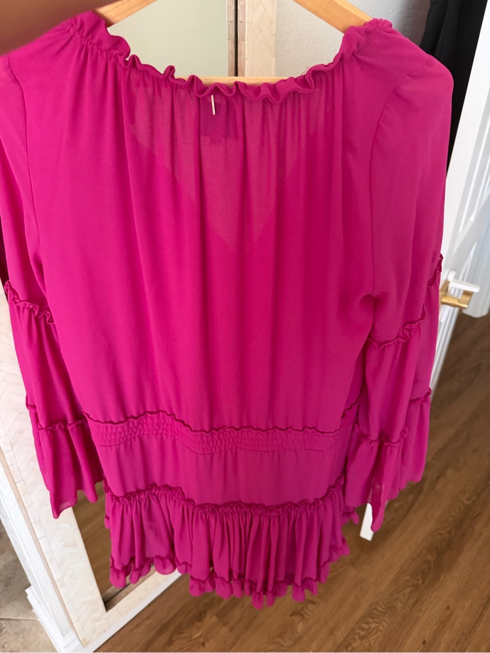 Misa Los Angeles Feminine Women’s Fuchsia Ruffle Tiered Long-Sleeve Dress - Picture 3 of 6